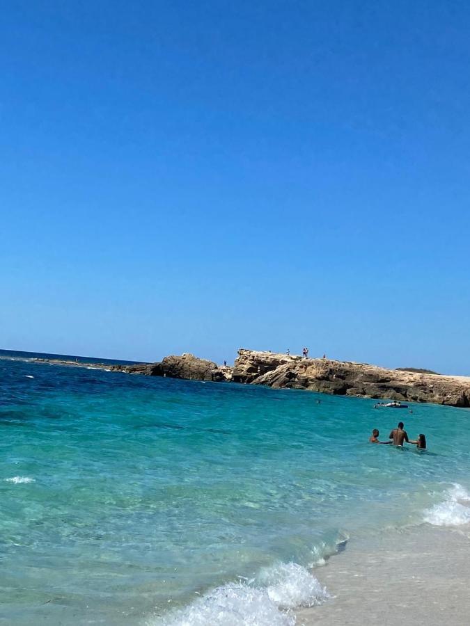 Vila Casa Blu Oltremare SantʼAntìoco Exteriér fotografie